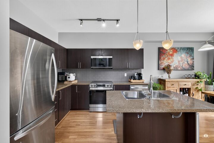 Property Photo: 6575 192 Street 102 BC V4N 5T8