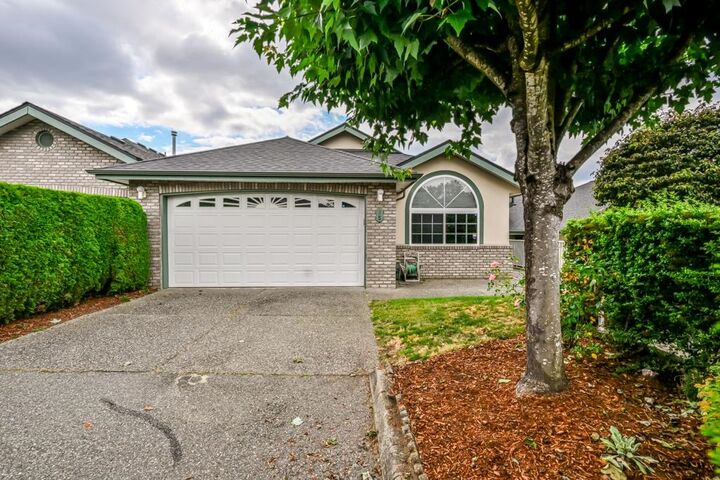 32777 Chilcotin Drive 25 — photo 1