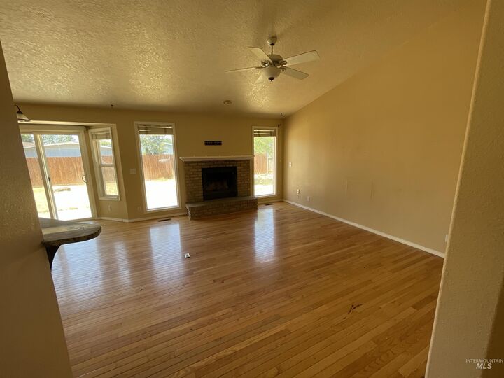 Property Photo:  1285 N Aster Pl  ID 83704 