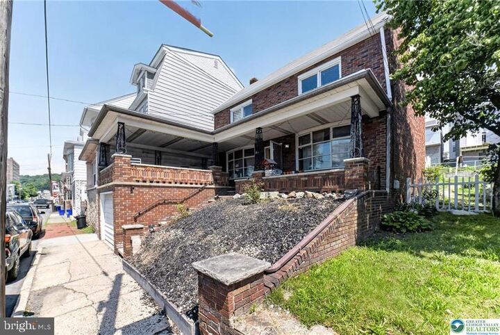 Property Photo:  128 N North Street  PA 17954 