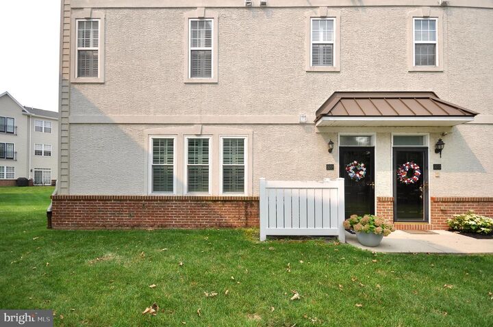 Property Photo:  3201 Capri Drive  PA 19145 