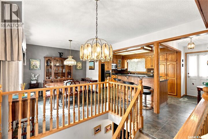Property Photo:  429 Montreal Avenue S  SK S7M 3L2 