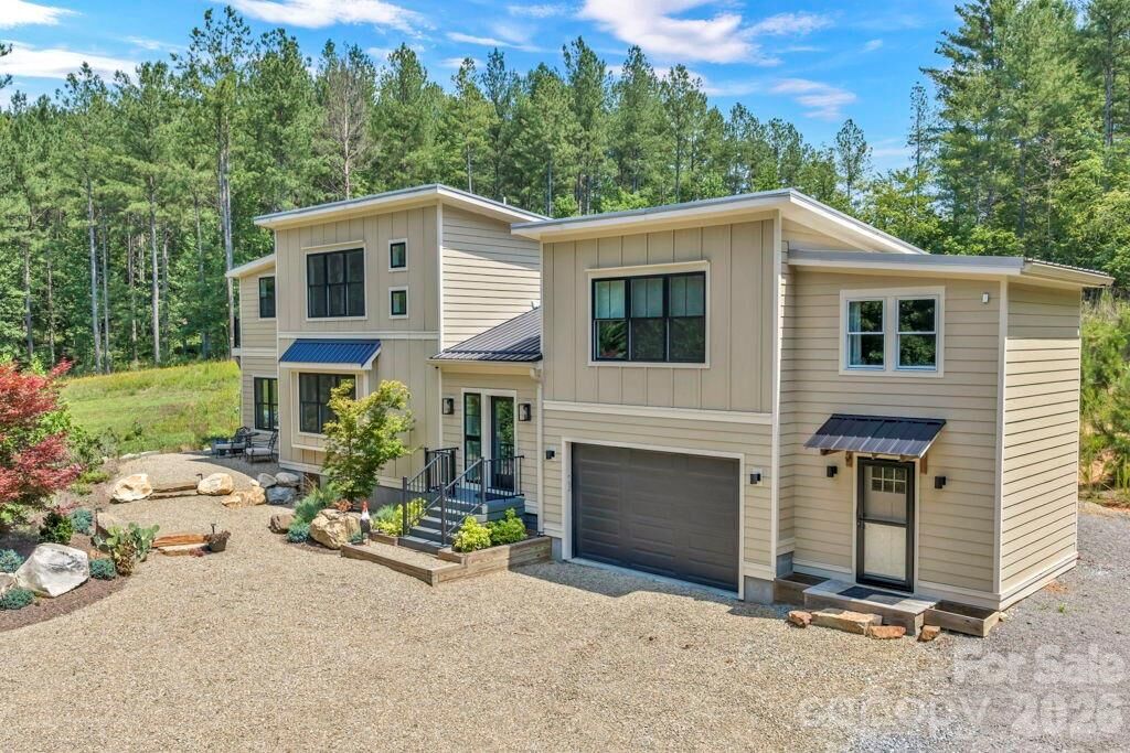 Property Photo:  1568 Watermill Road  NC 28655 