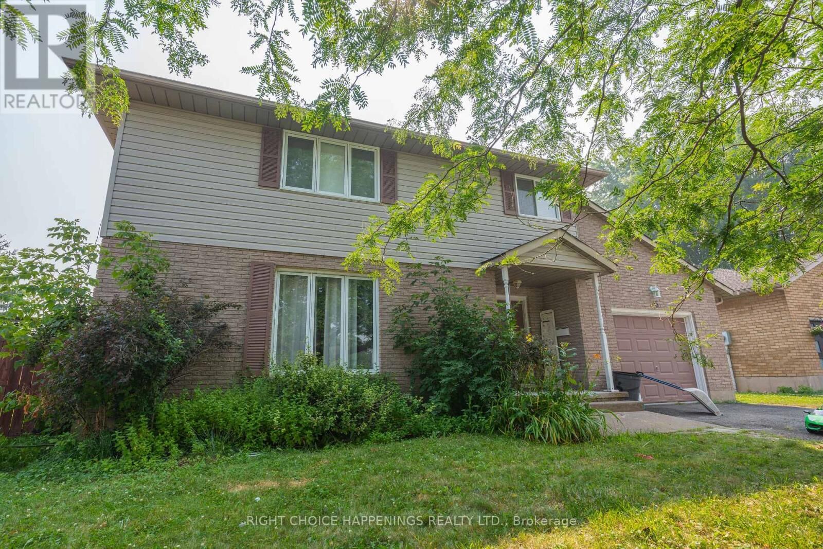 Property Photo: 36 Hickory Court ON L3C 6S9