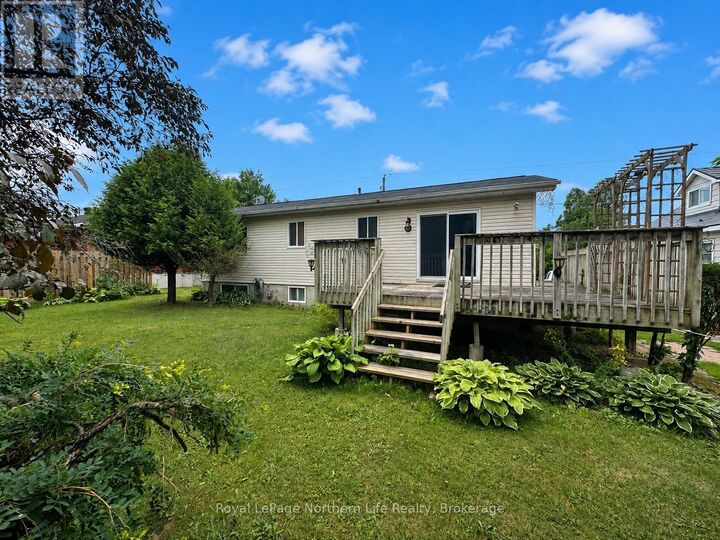 Property Photo: 38 Big Bend Avenue ON P0H 1Z0