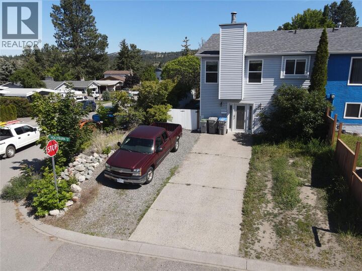 Property Photo: 201 Hollyburn Drive BC V2E 1Y9