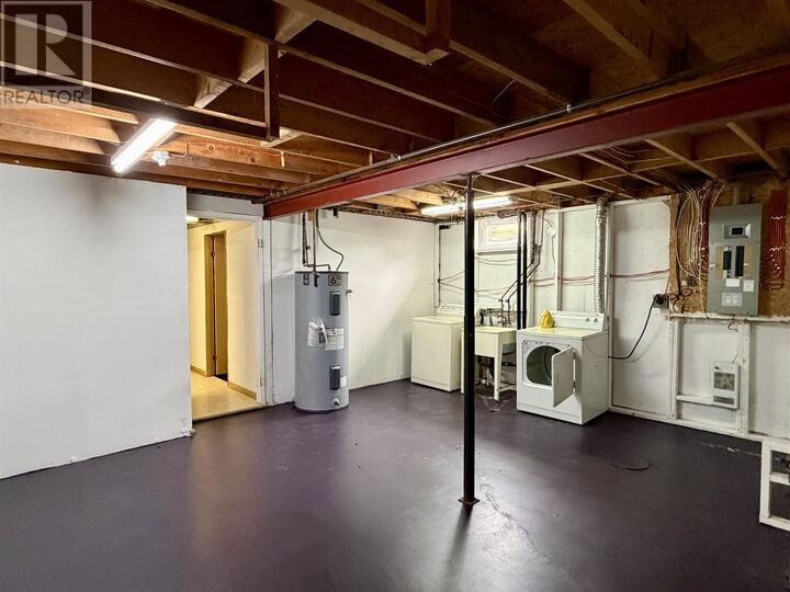 Property Photo: 21 Laprarie Cres ON P5A 3B7