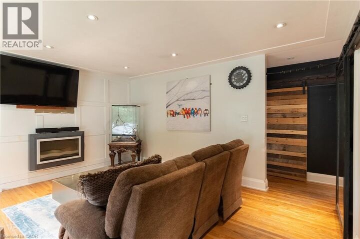 Property Photo: 83 East 15th Street ON L9A 4E8