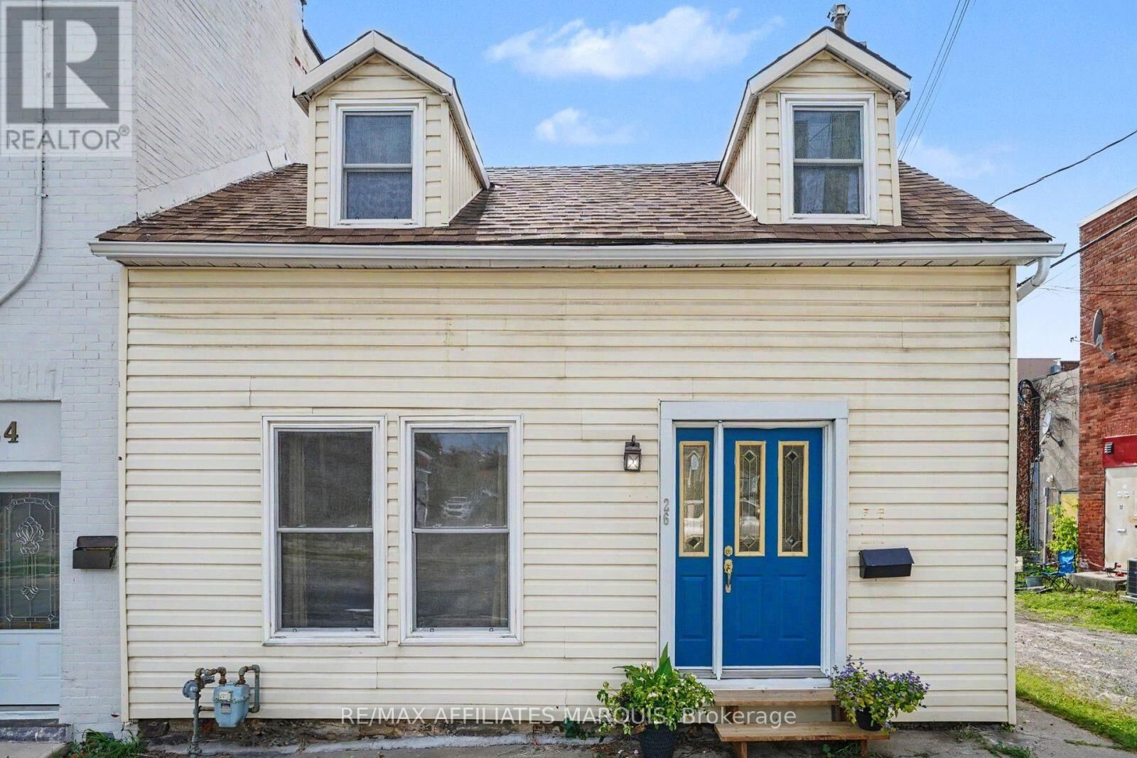 Property Photo: 26 Market Street North ON K7A 2E6