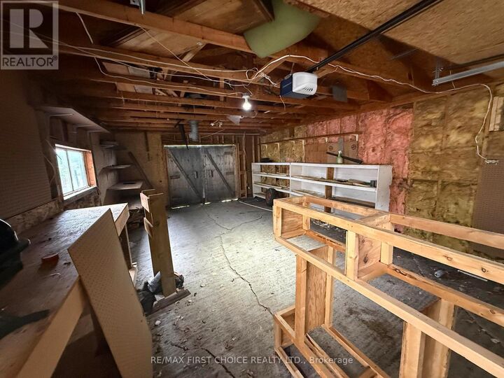 Property Photo:  195 West River Road  ON P8N 2A7 