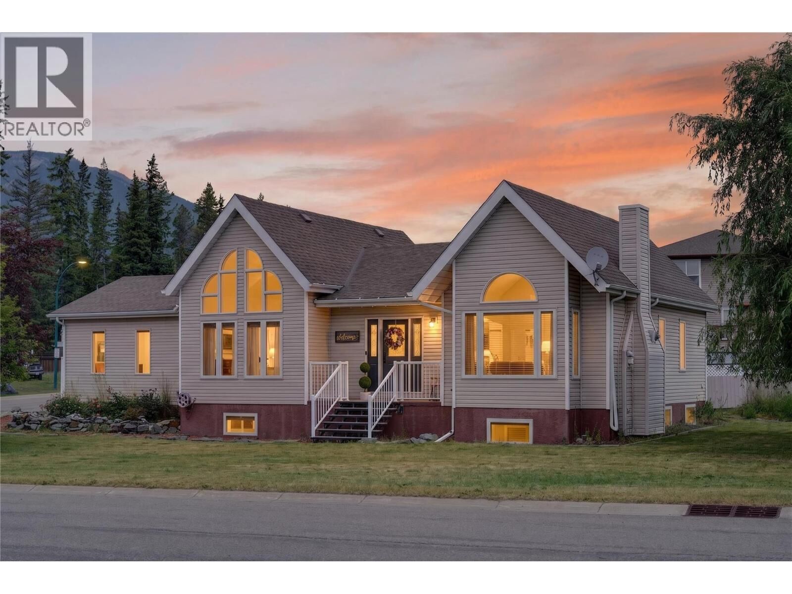 Property Photo: 1260 Valley View Drive BC V0B 2G2