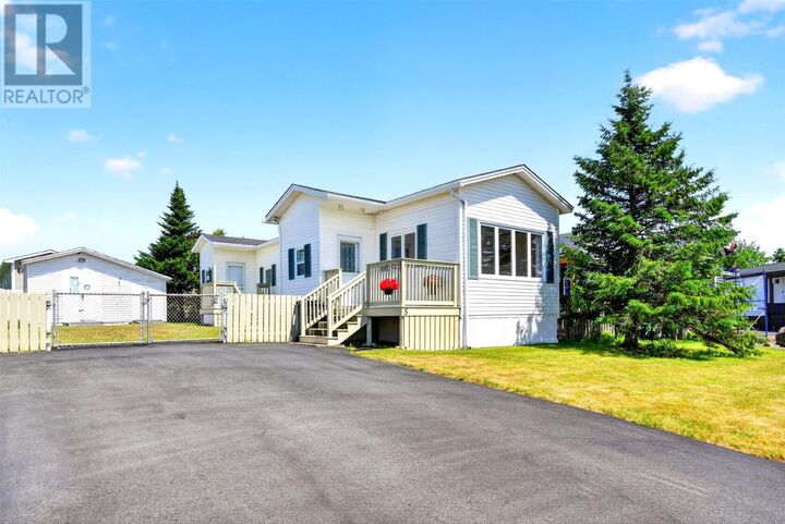 Property Photo:  5 Lombardy Place  NL A1L 1B2 