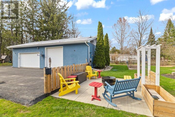 Property Photo: 21571 Grey Road 16 ON N0H 2N0