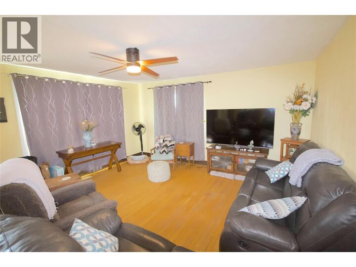 Property Photo: 904 107 Avenue BC V1G 2R4