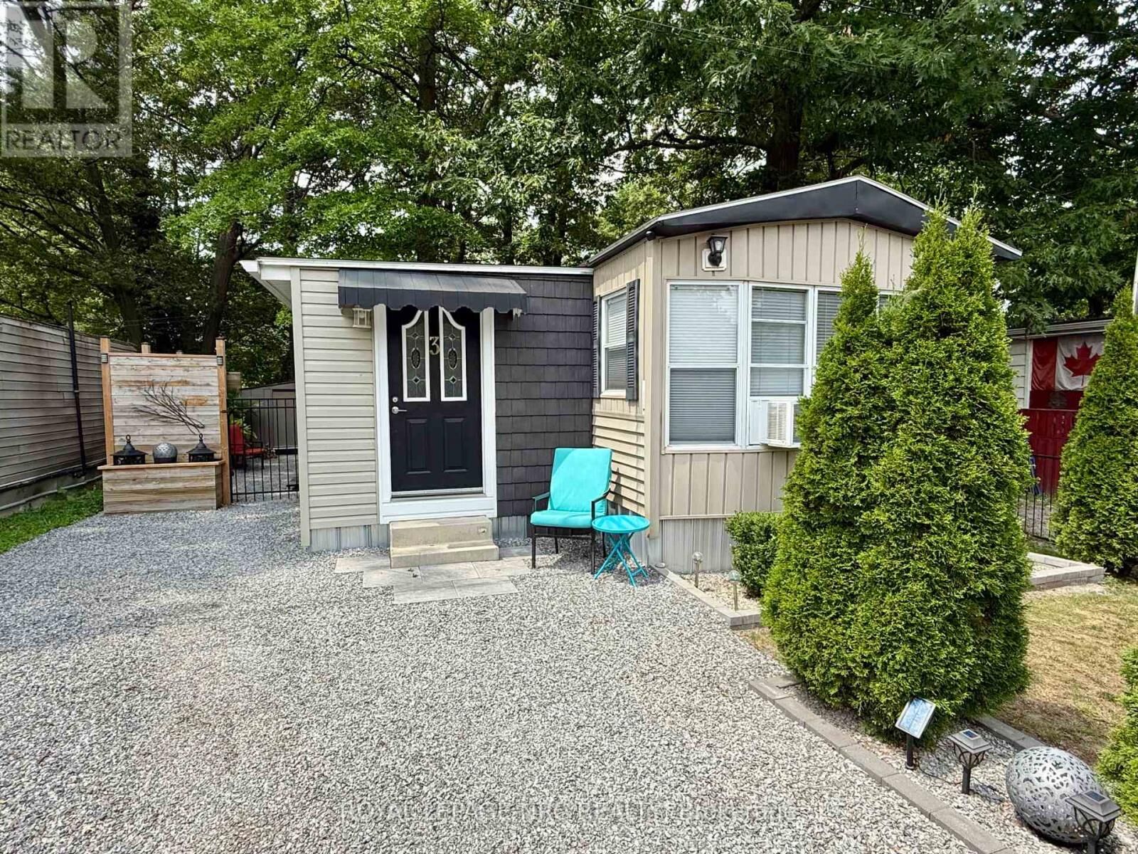 Property Photo:  2600 Montrose Road 3  ON L2E 6S4 
