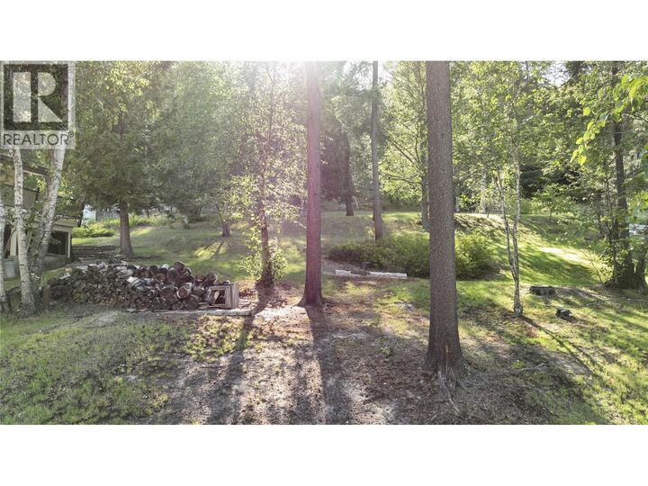Property Photo:  3108 1st Avenue  BC V1N 2R3 