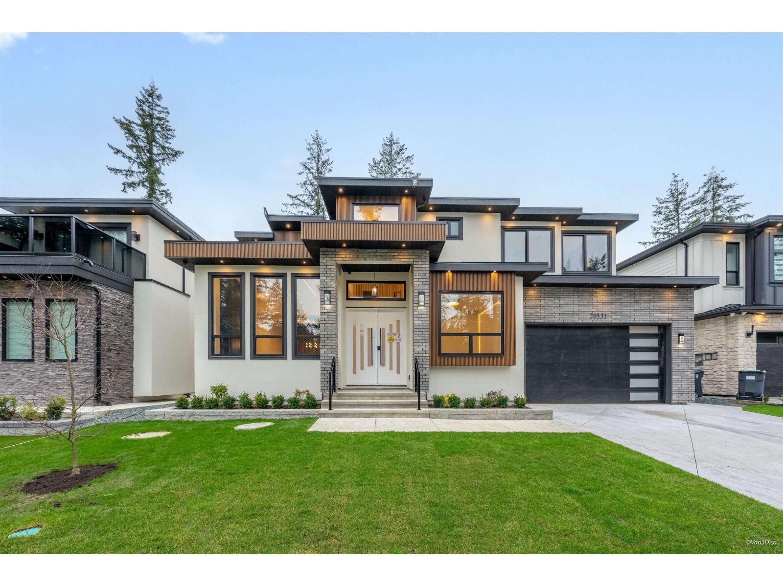 Property Photo: 20331 27 Avenue BC V2Z 0B6