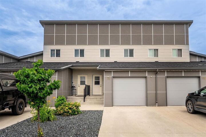 1655 Leila Avenue — photo 1
