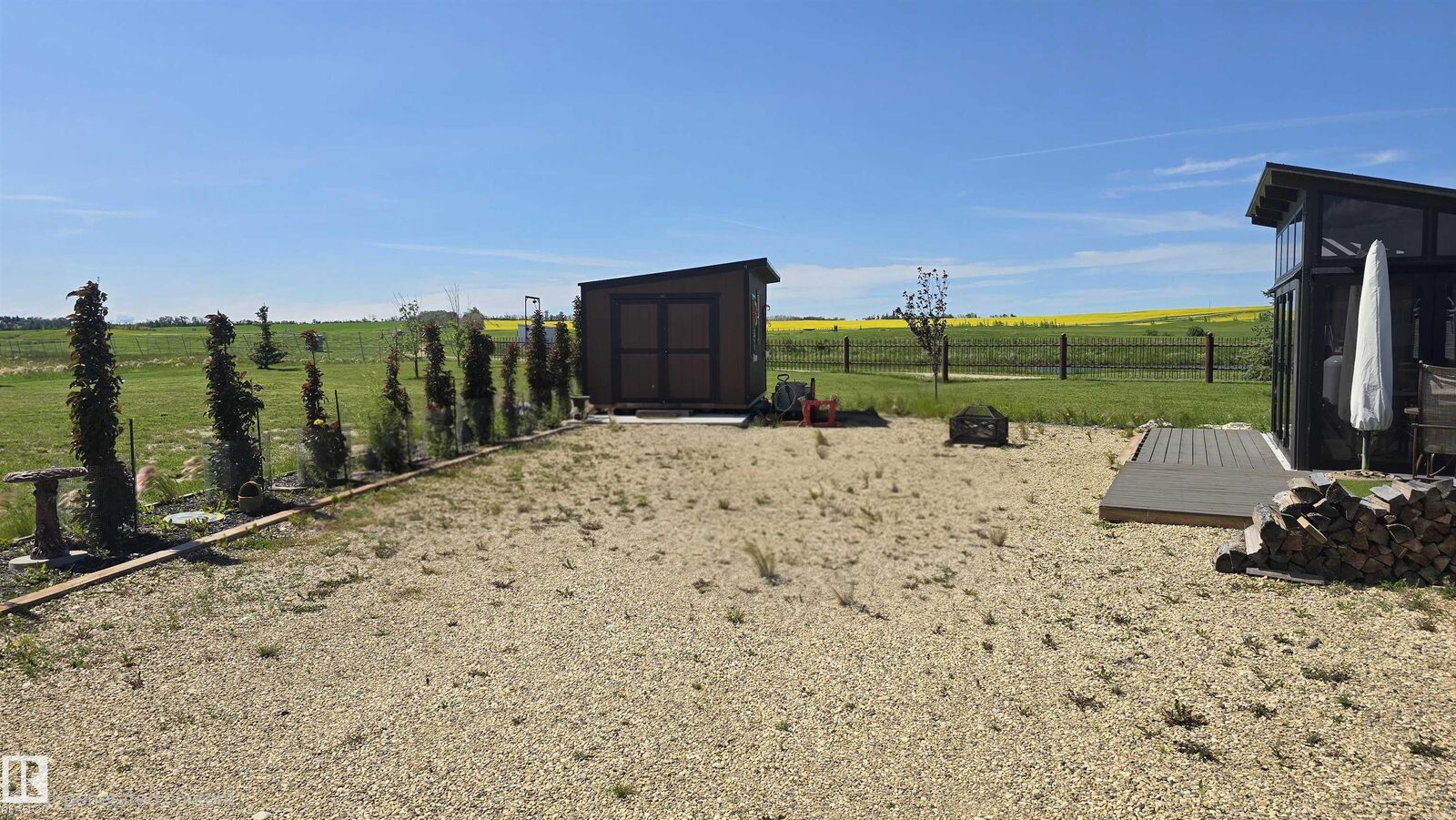 Property Photo:  41019 Range Road 11 198  AB T0C 0J1 