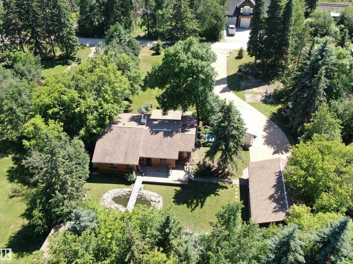 Property Photo: 4521 Lakeshore Road 128 AB T0E 2K0