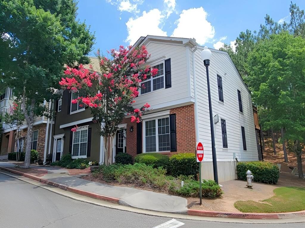 Property Photo: 165 Riverstone Commons Circle GA 30114