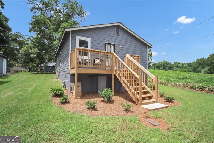 Property Photo:  242 Jackson Street  GA 30204 