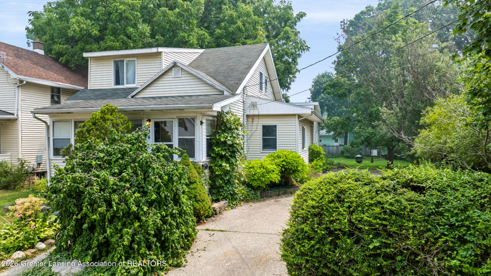 Property Photo:  334 N Magnolia Avenue  MI 48912 