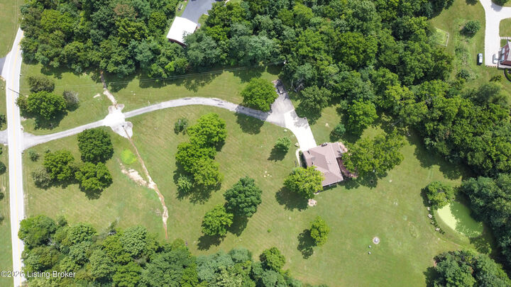 Property Photo:  7102 Old Heady Rd  KY 40299 
