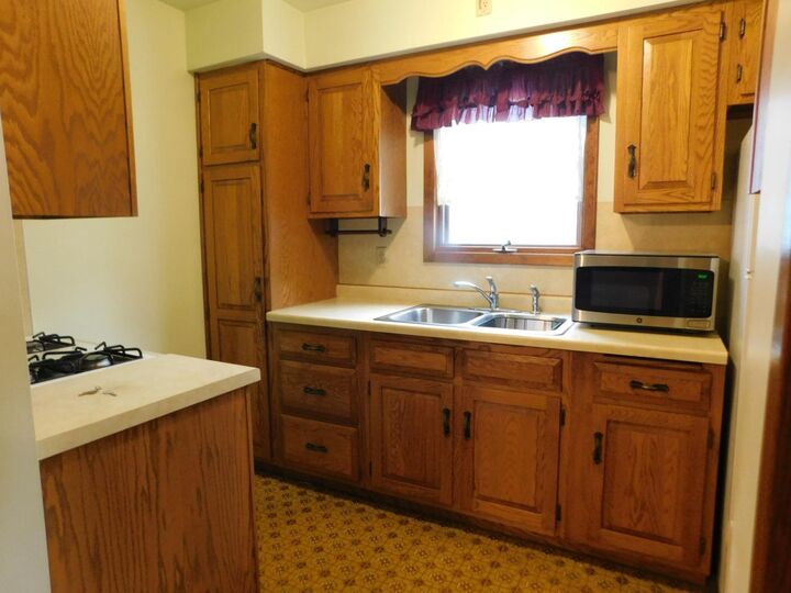 Property Photo: 504 East St WI 54452