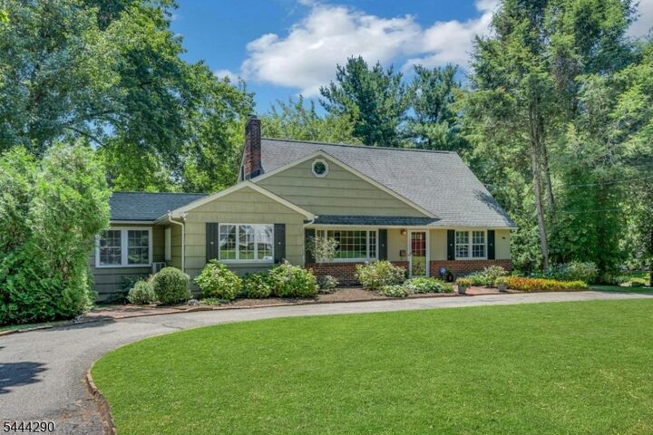 Property Photo:  18 Yorke Rd  NJ 07046 