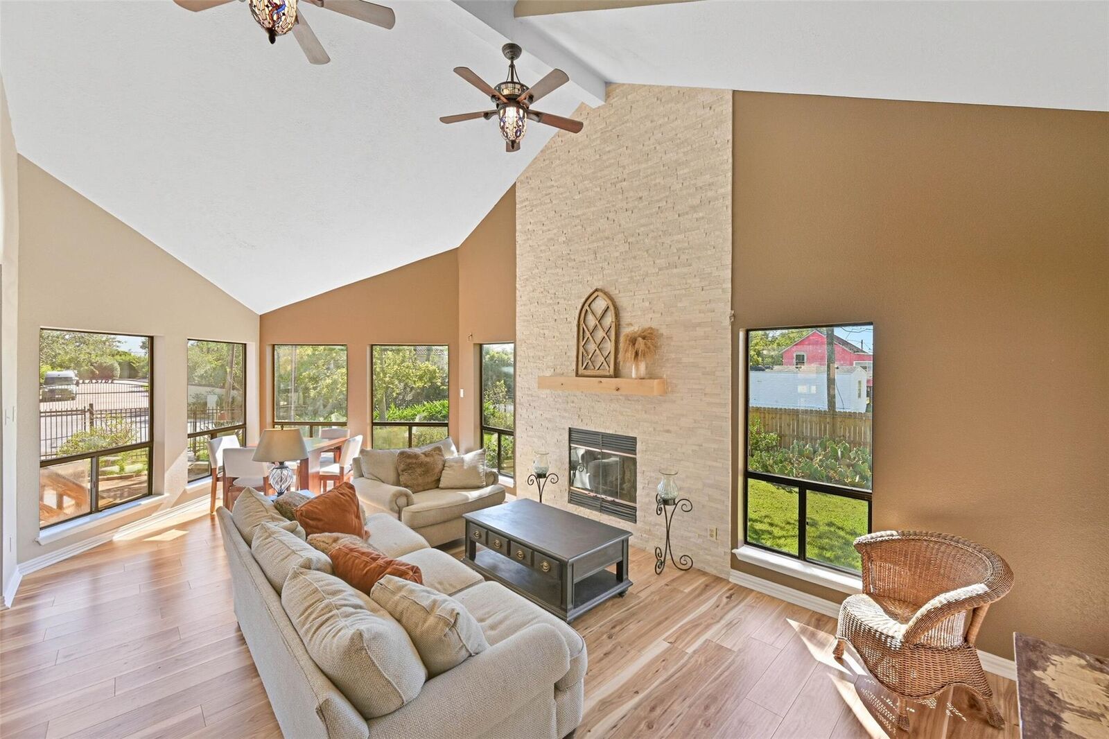 Property Photo: 114 24th Street TX 77539