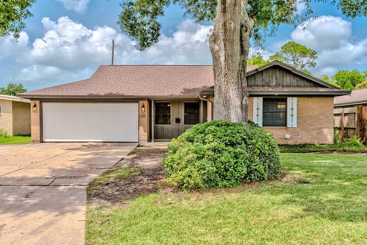 Property Photo:  408 N 36th Street  TX 77627 