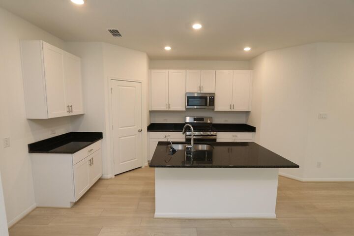 Property Photo:  2714 Hollow Alpine Way  TX 77489 