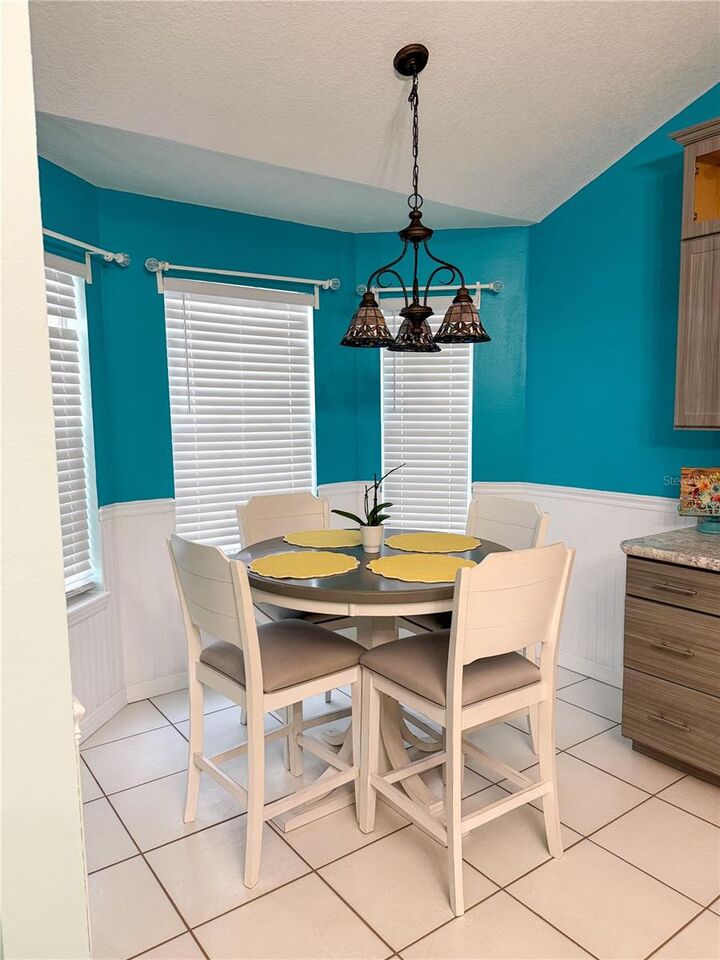 Property Photo: 1580 Dorset Drive FL 32757