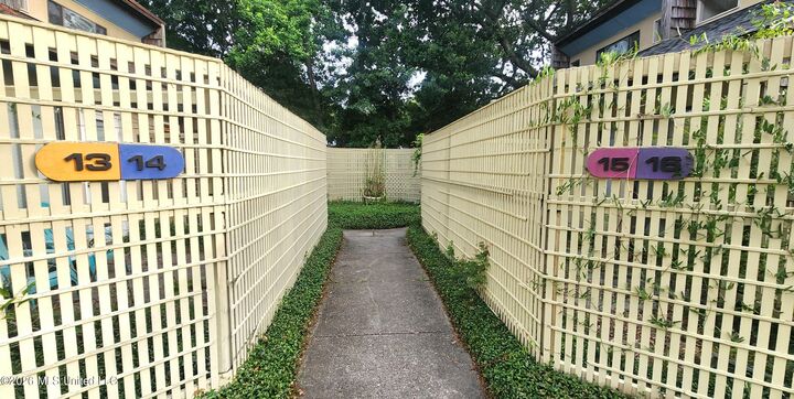 Property Photo:  828 Oakleigh Avenue  MS 39507 
