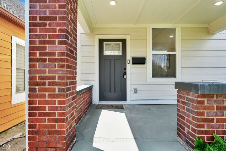 Property Photo: 1547 Spann Avenue IN 46203
