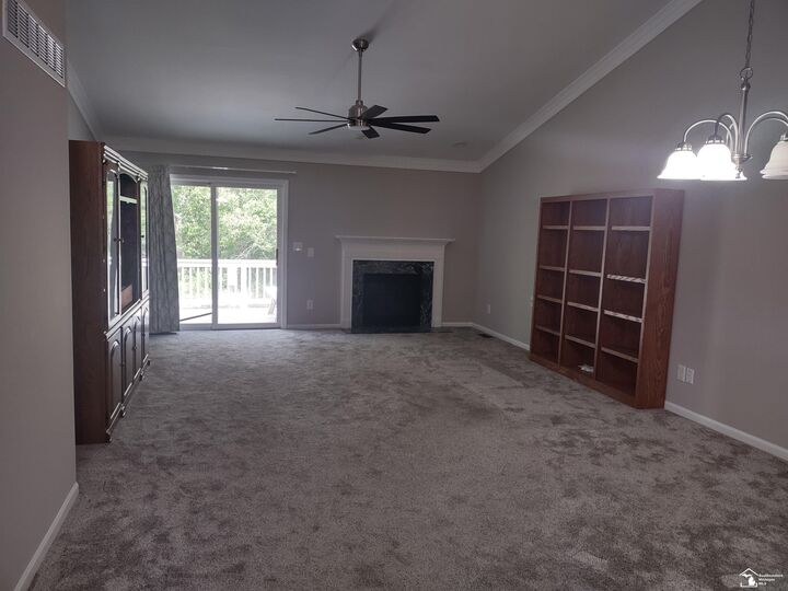 Property Photo: 25435 Tara Lane Lane MI 48134