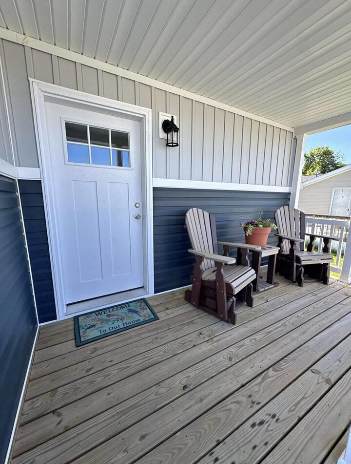 Property Photo: 3298 Hillcrest Way MI 49464