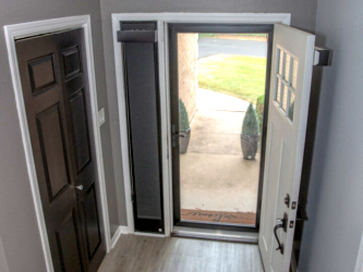 Property Photo: 1647 Huntington Court 1 IL 60422