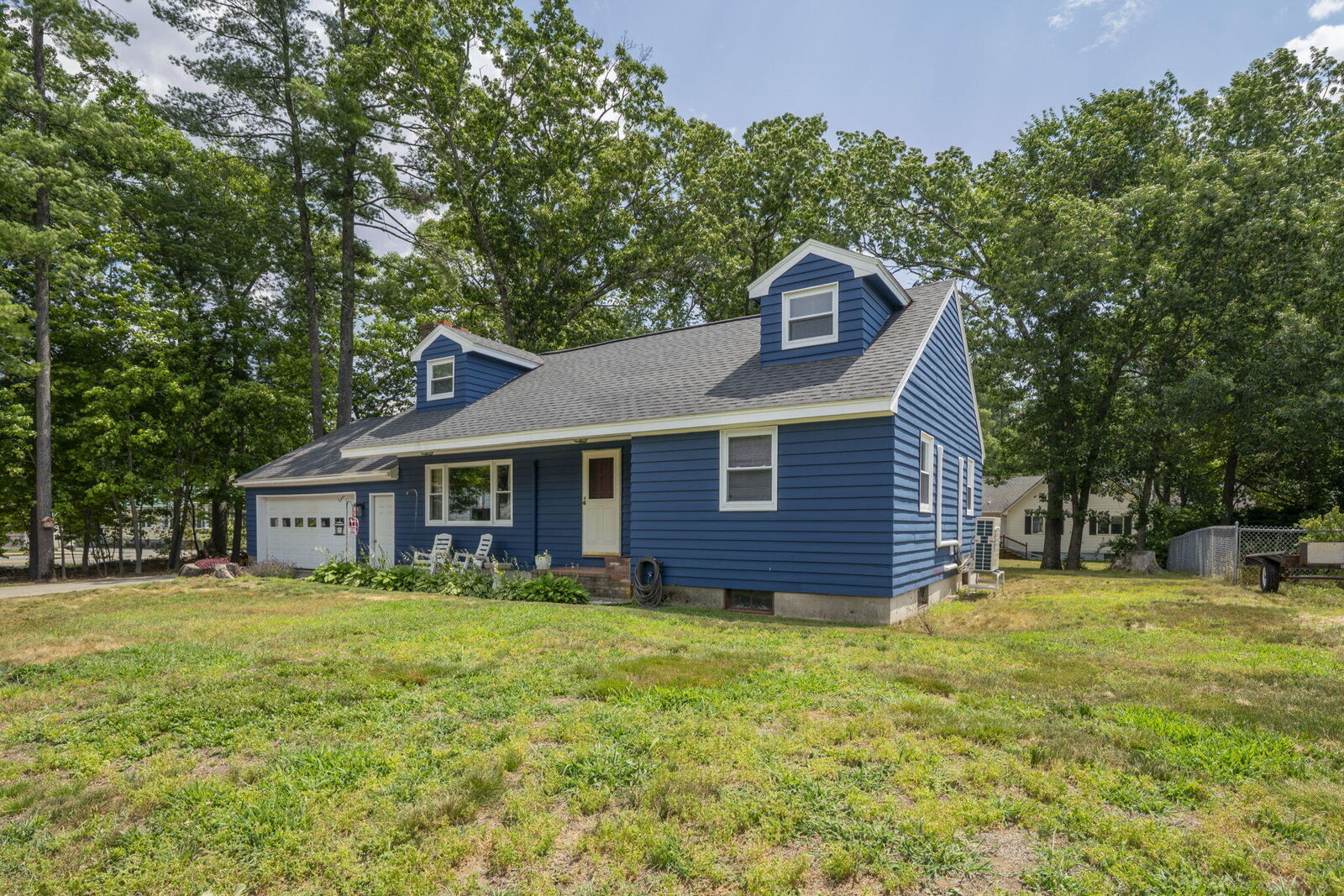 Property Photo:  6 Milton Avenue  ME 04073 