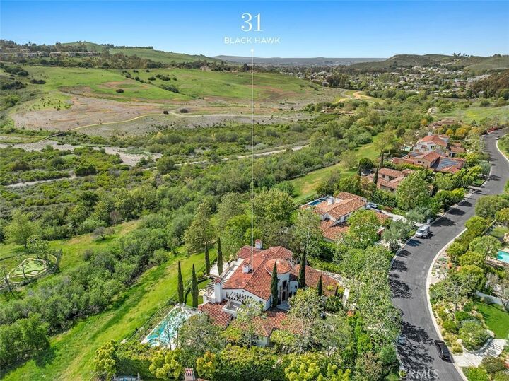 Property Photo: 31 Black Hawk CA 92603