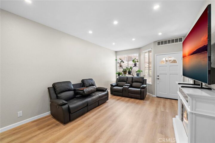 Property Photo: 23 Via Honrado CA 92688