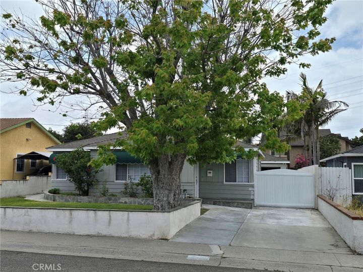 Property Photo:  2923 Perkins  CA 90278 