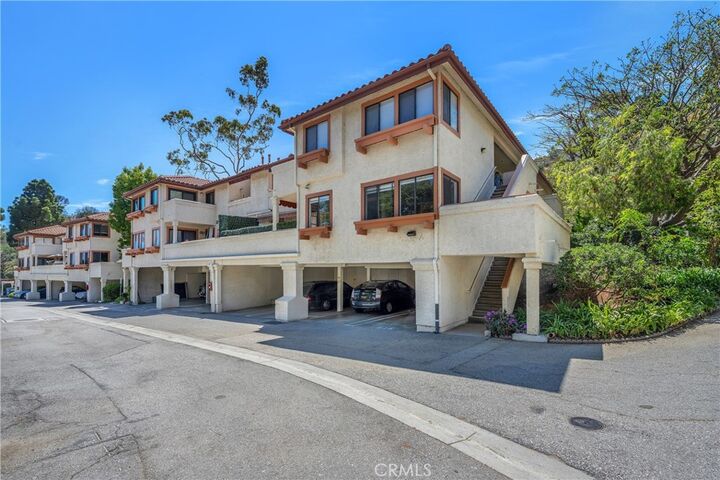 Property Photo: 517 Palisades Drive CA 90272