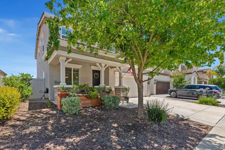 Property Photo: 10325 Ensemble Way CA 95757
