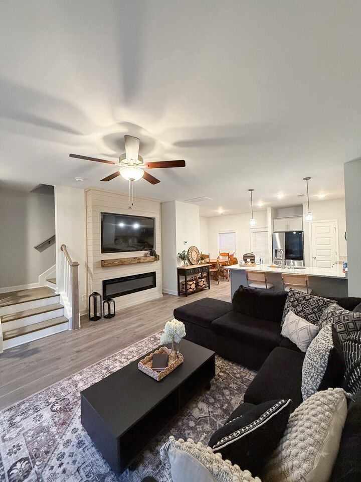 Property Photo:  221 Holywell Dr  TN 37066 