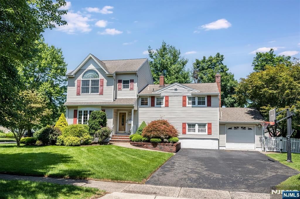Property Photo: 107 Gaynor Place NJ 07452