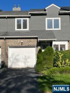 Property Photo:  7-22 Cross Meadows  NJ 07410 