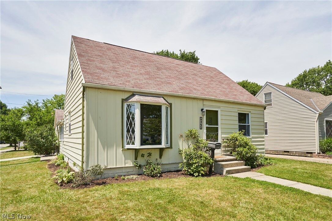 Property Photo: 4340 W 189th Street OH 44135