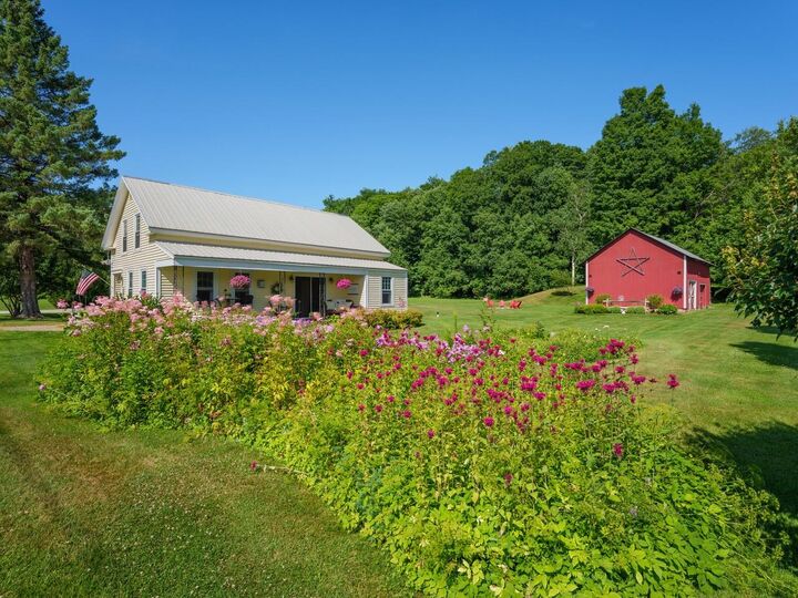 Property Photo: 8 Dumas Road VT 05489